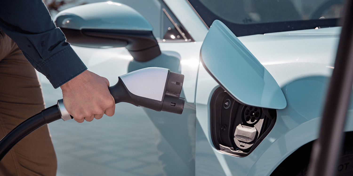 Cómo cargar un coche eléctrico: no te pierdas en el proceso