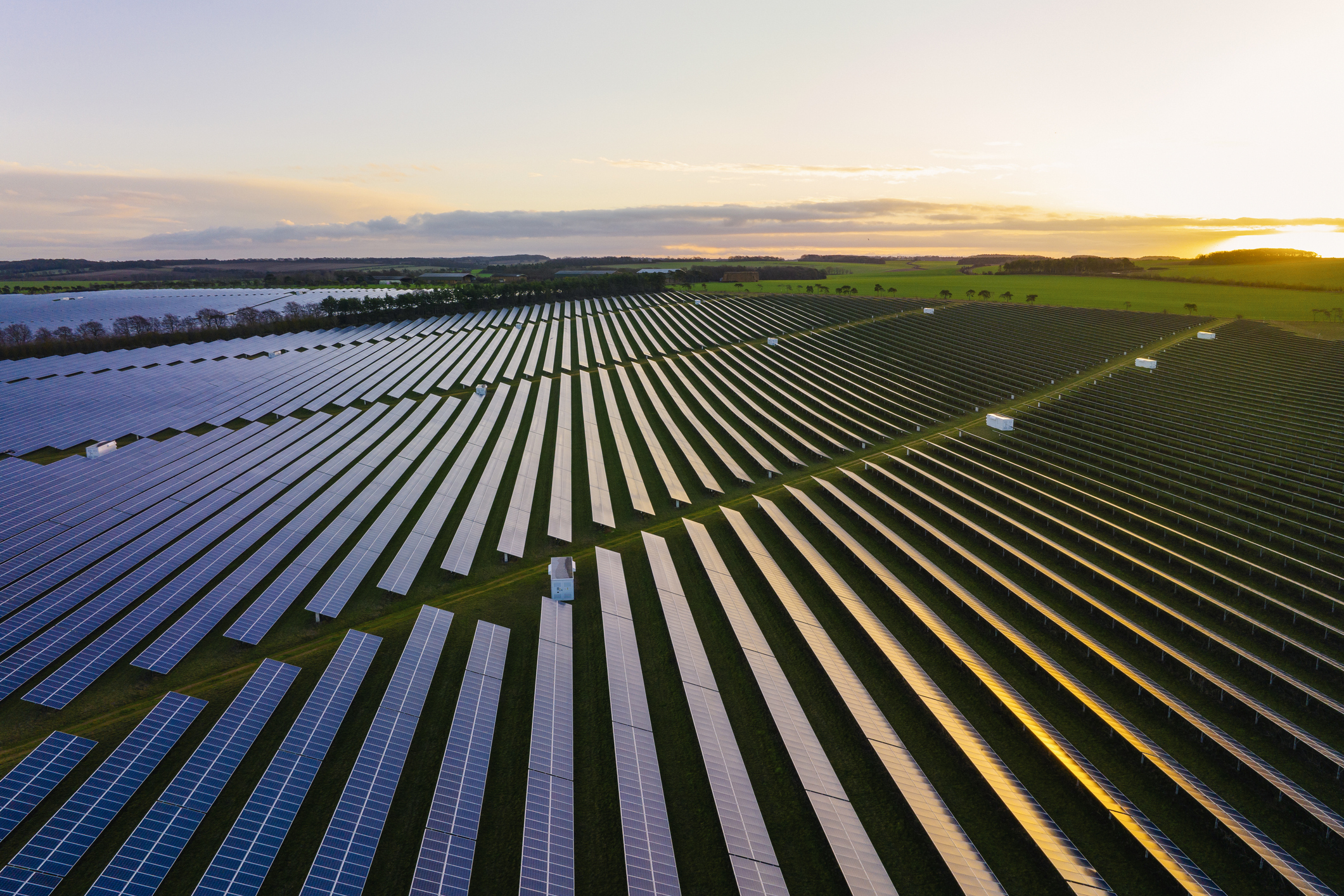 Imagen ¿Qué es un parque solar fotovoltaico y cómo funciona?
