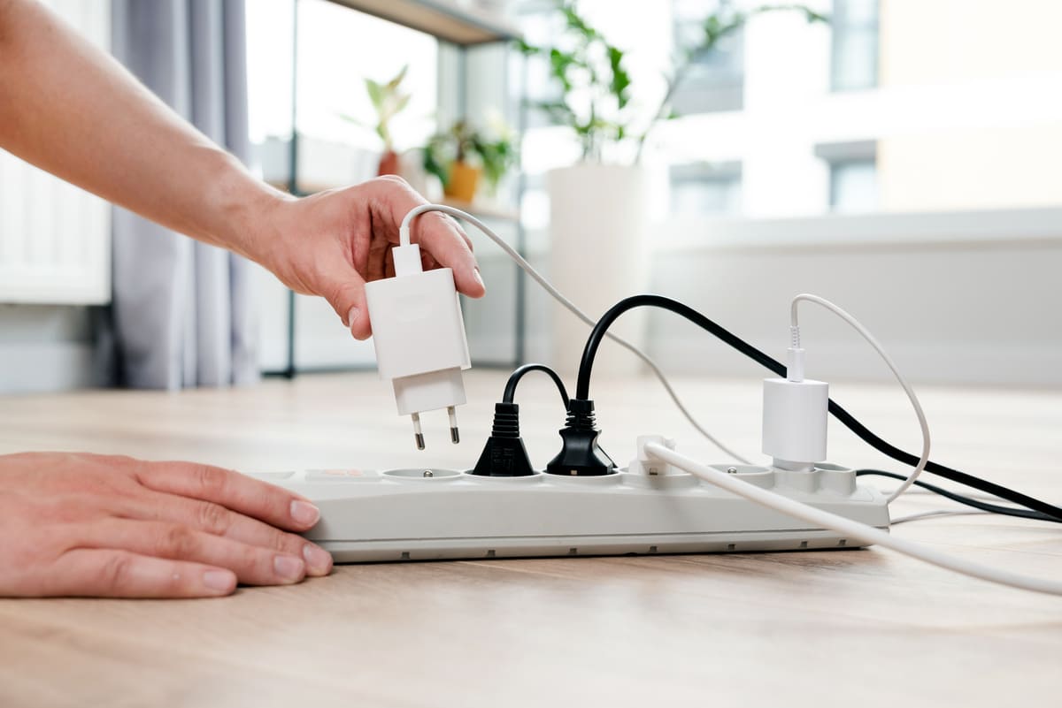 Qué electrodoméstico se debe desenchufar 1