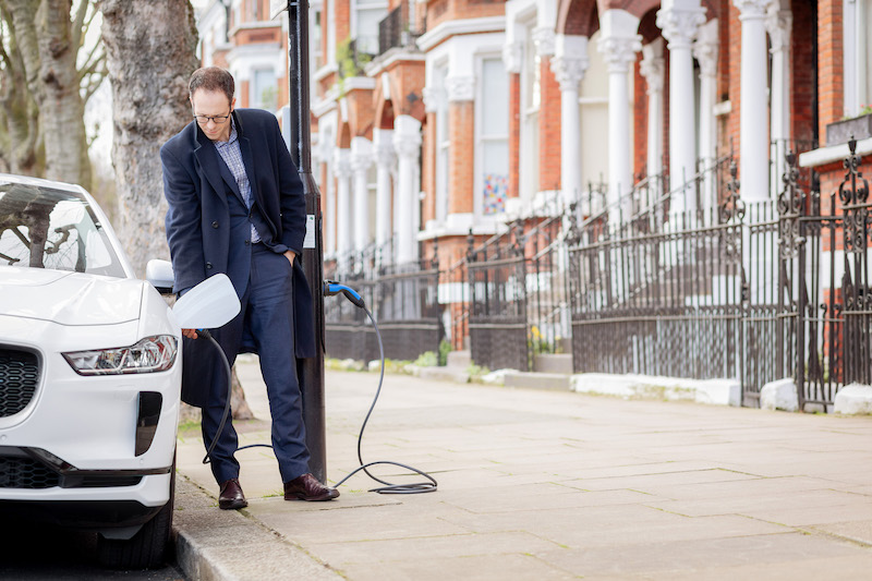 Farolas: los nuevos cargadores de vehículos eléctricos