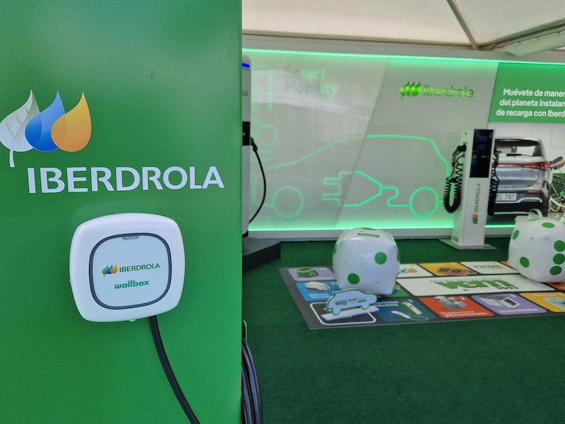 Imagen Iberdrola lleva la movilidad eléctrica al centro de la ciudad en el VEM 2023