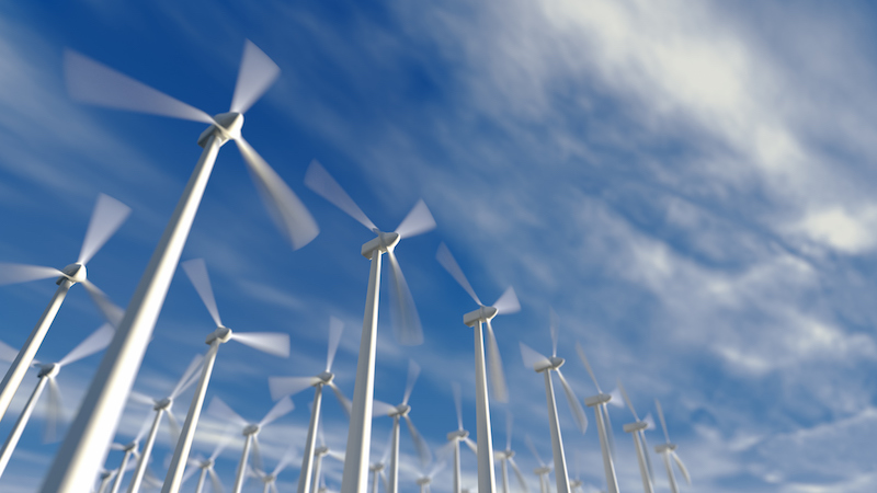 la energía eólica utiliza la cinética a través del movimiento de las aspas de los molinos generado por el viento la energía eólica utiliza la cinética a través del movimiento de las aspas de los molinos generado por el viento